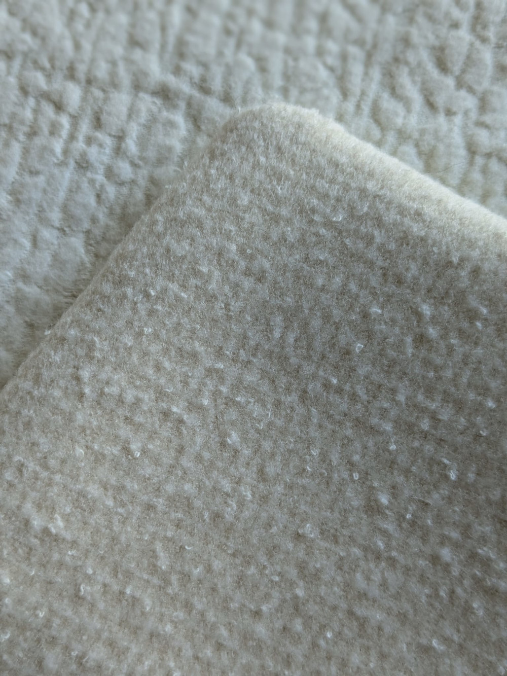 cuello-blanco-roto-8 Cuello Blanco Roto Detalle