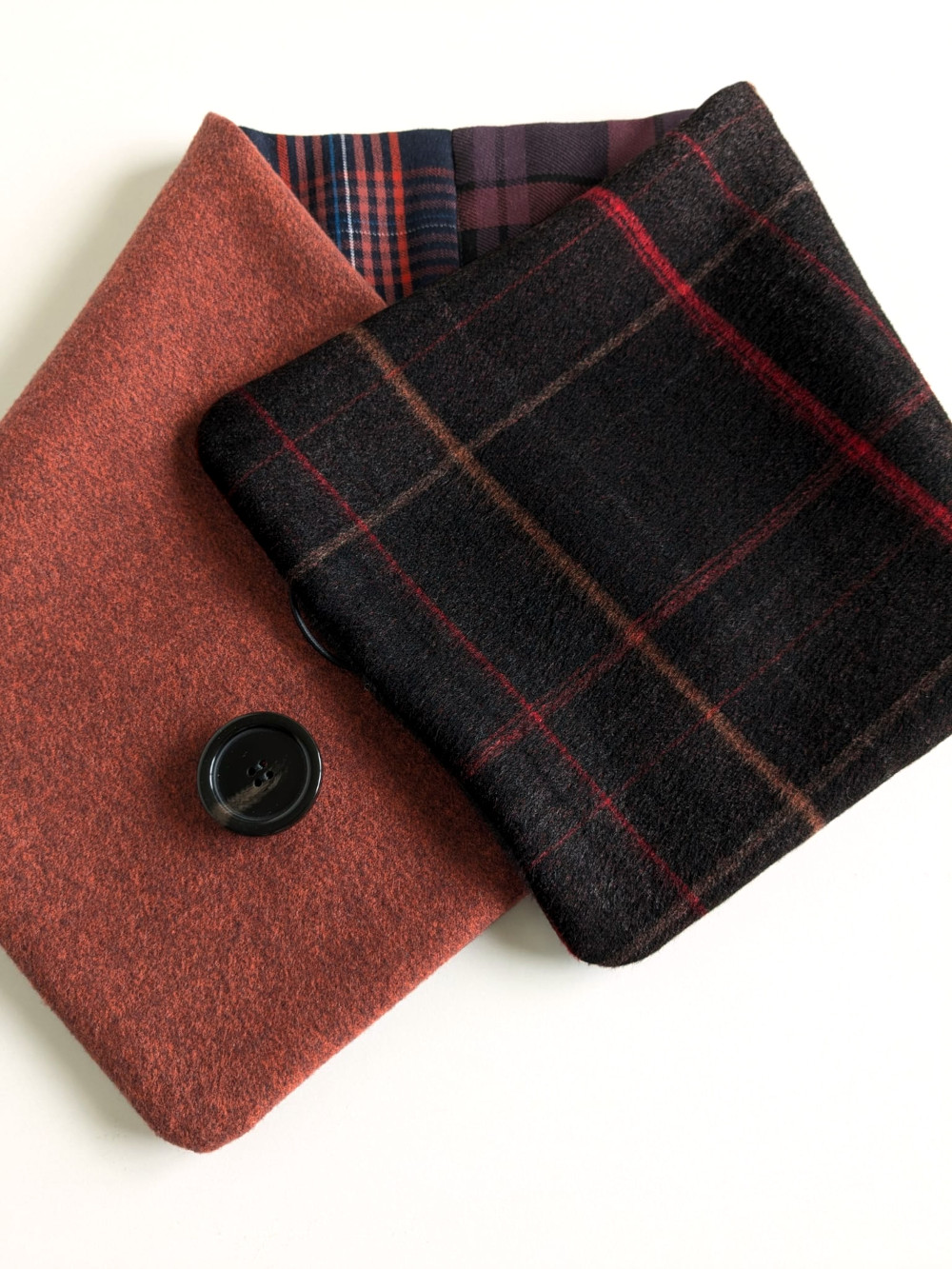 Cuello Escocés y Teja