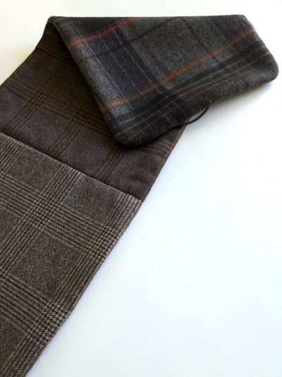 Cuello Escocés y Tierra