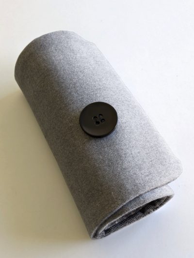 Cuello Gris con Cuadros